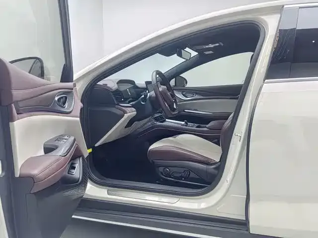 BYD Seal — Фото автомобиля 4