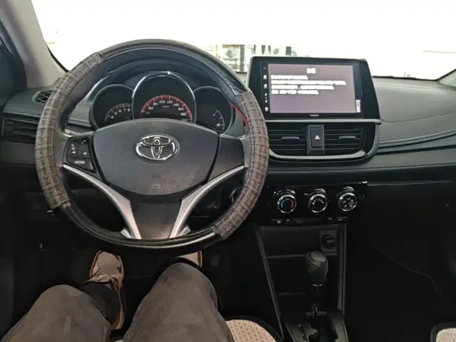 Toyota Vios — Фото автомобиля 9