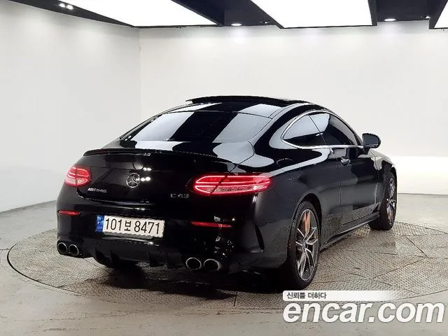 Mercedes-Benz C-Class — Фото автомобиля 2