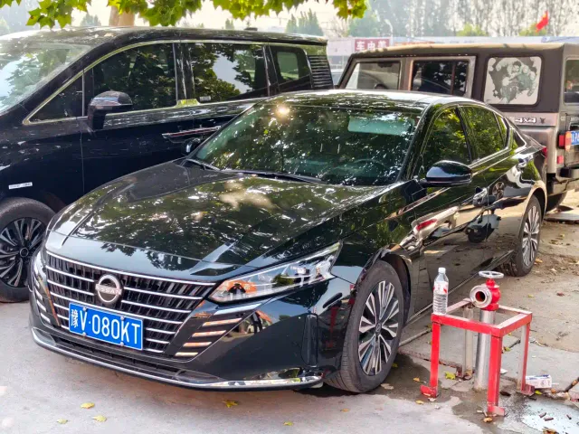 Фотография автомобиля — Nissan Teana
