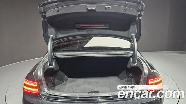 Genesis G80 RG3 — Фото автомобиля 26
