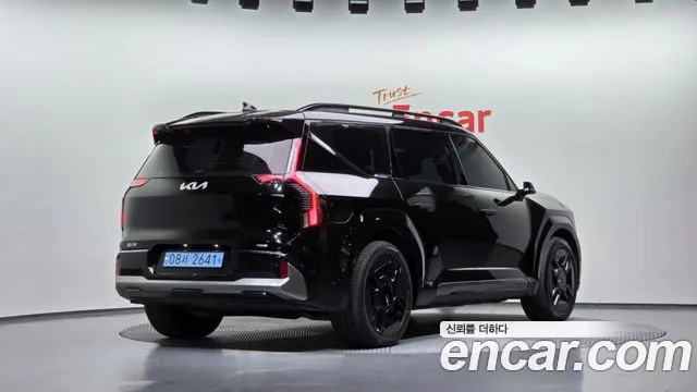 Kia EV9 — Фото автомобиля 2