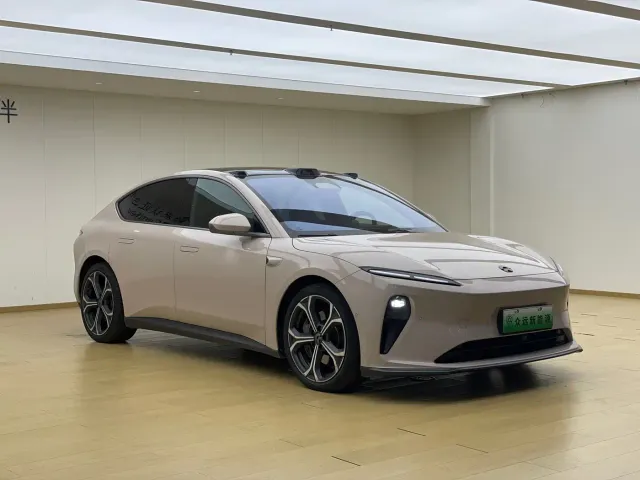 Nio ET5 — Фото автомобиля 5