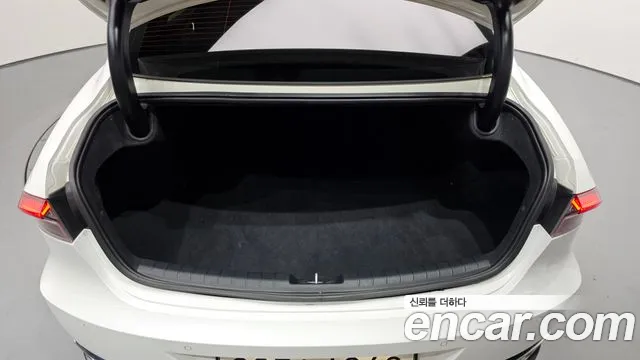 Hyundai Grandeur Новый Grandeur IG — Фото автомобиля 17