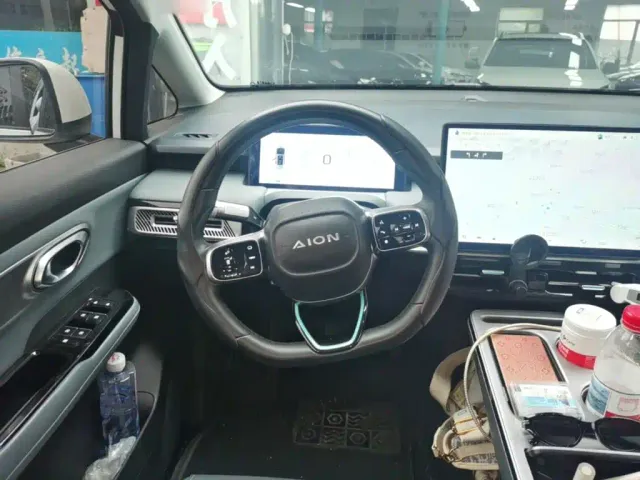 GAC Aion Y — Фото автомобиля 10