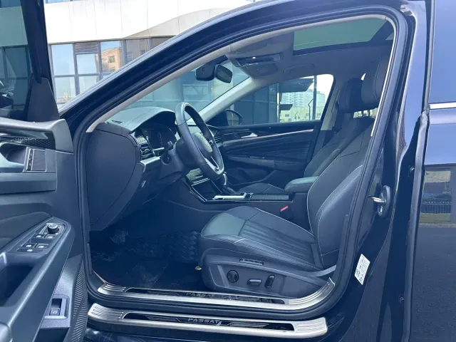 Volkswagen Passat — Фото автомобиля 5