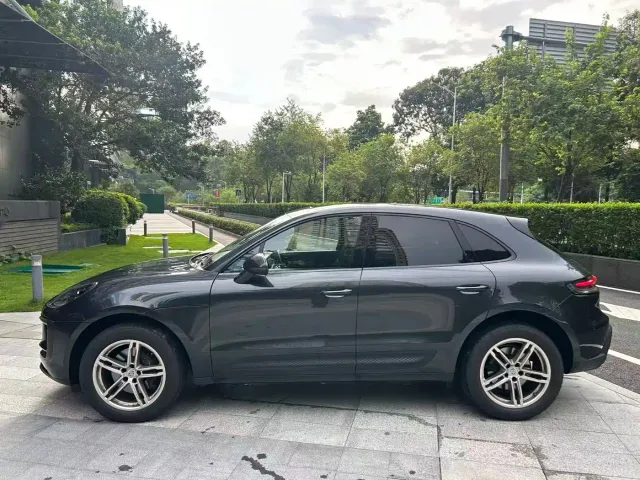 Porsche Macan — Фото автомобиля 4