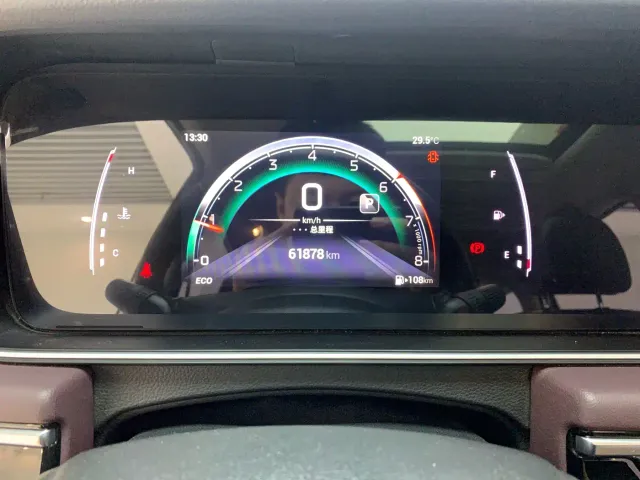 GAC Trumpchi M6 — Фото автомобиля 14