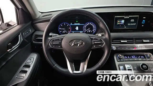 Hyundai Palisade Palisade Дизель 2.2 2WD — Фото автомобиля 14