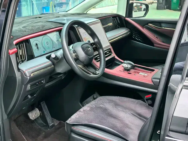 GAC Trumpchi E9 — Фото автомобиля 4