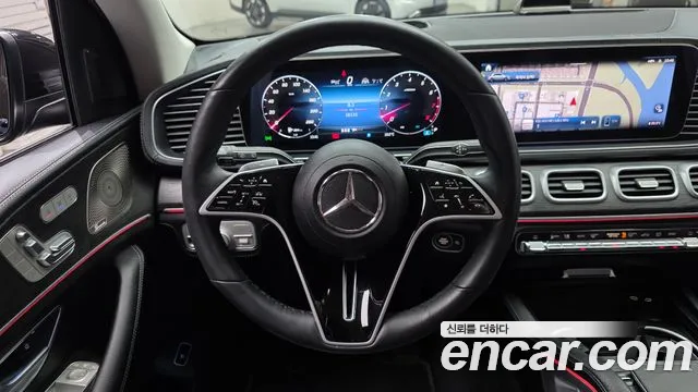 Mercedes-Benz GLE-Class — Фото автомобиля 20