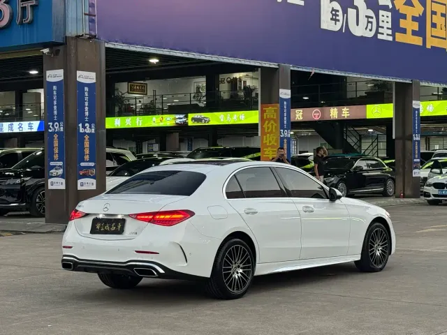 Mercedes-Benz C-Class — Фото автомобиля 19