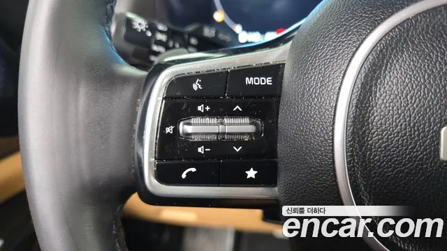 Kia Canival Carnival 4 поколение Дизель 7 мест Signature — Фото автомобиля 18