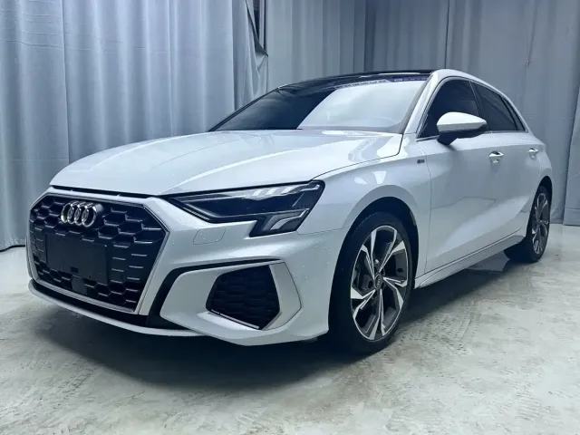 Фотография автомобиля — Audi A3