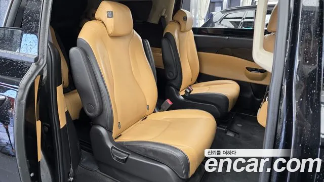 Kia Carnival 4th Gen — Фото автомобиля 12