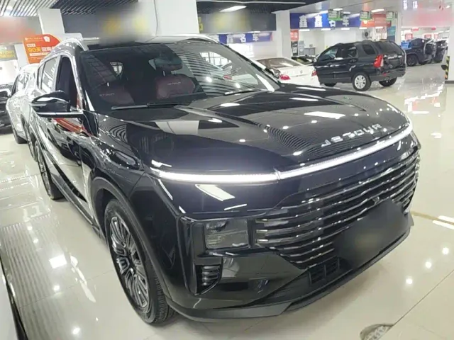 Jetour X70 Plus — Фото автомобиля 3