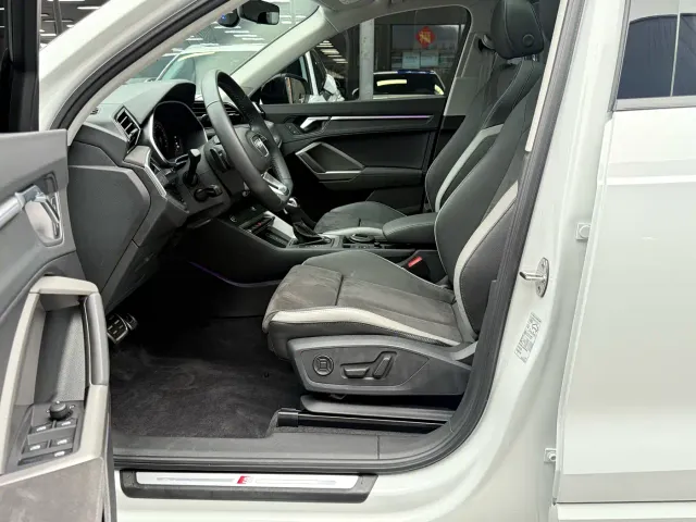 Audi Q3 — Фото автомобиля 8