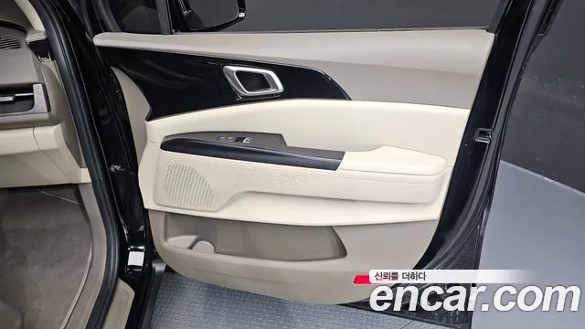 Kia Canival Carnival 4 поколение 9 мест Prestige — Фото автомобиля 25