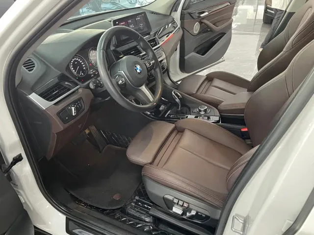 BMW X1 — Фото автомобиля 5