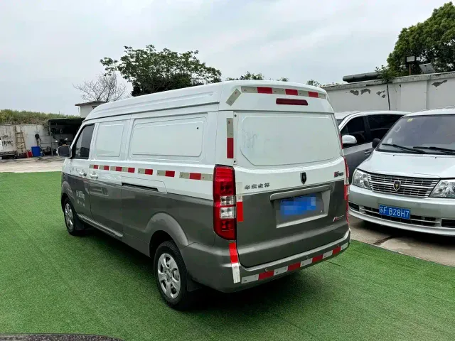 Jinbei New Hiace X30L — Фото автомобиля 6