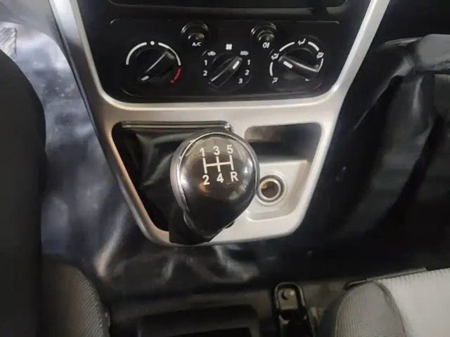 Changan Ruixing M90 — Фото автомобиля 13