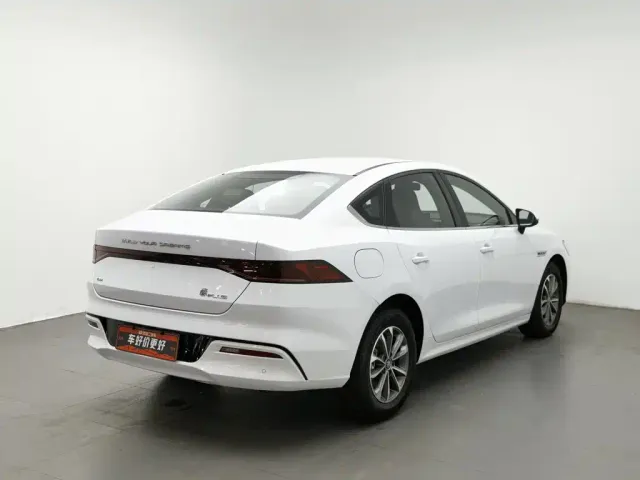 BYD Qin PLUS — Фото автомобиля 2