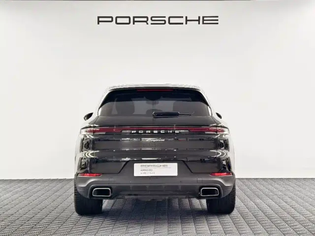 Porsche Cayenne — Фото автомобиля 5