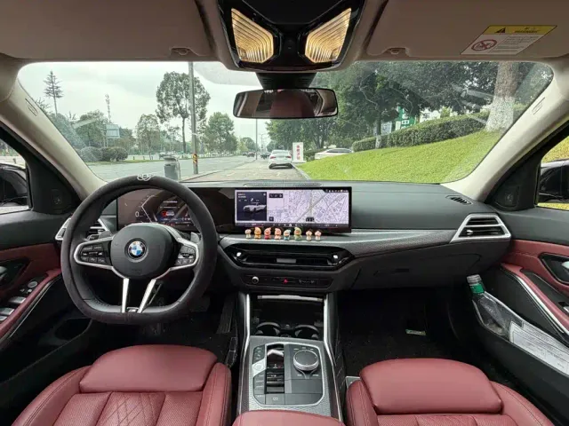 BMW 3 Series — Фото автомобиля 13