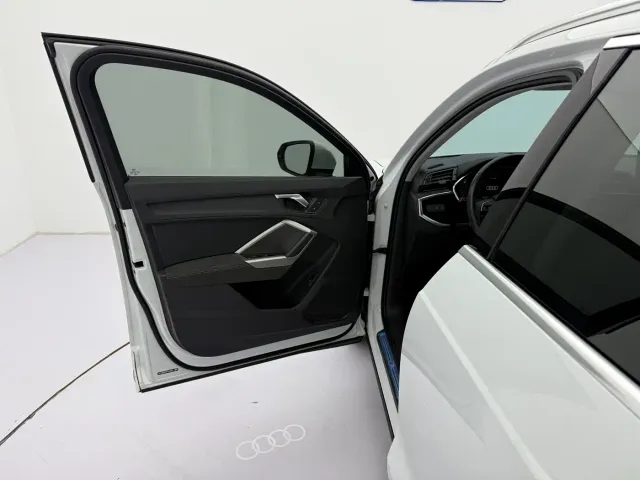 Audi Q3 — Фото автомобиля 21