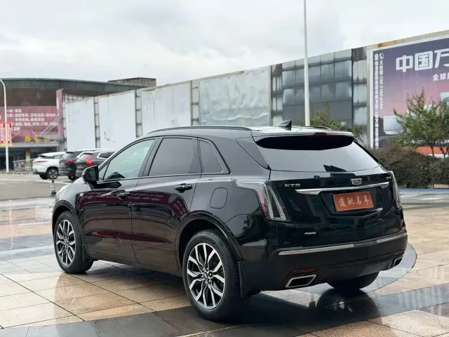 Cadillac XT5 — Фото автомобиля 8
