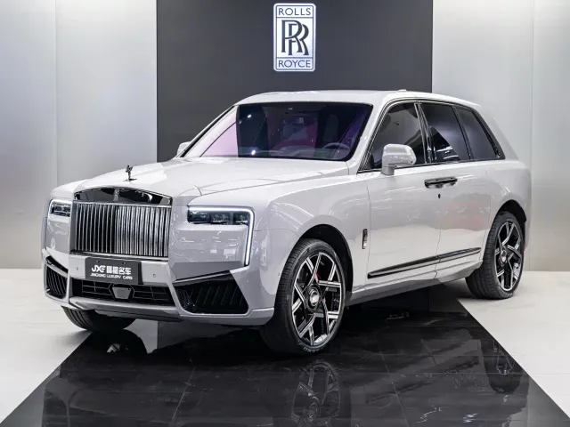 Фотография автомобиля — Rolls-Royce Cullinan