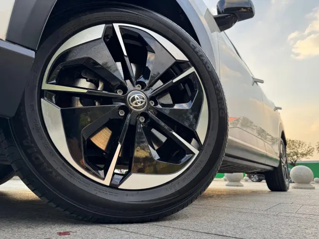 Toyota BoZhi 3X — Фото автомобиля 4