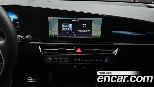 Kia Niro — Фото автомобиля 14