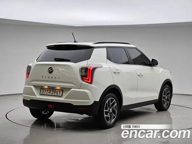 KG_Mobility_Ssangyong TIBOLI Very New Tivoli Бензин 1.5 2WD — Фото автомобиля 2
