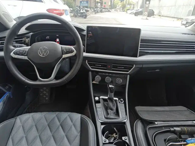 Volkswagen Sagitar — Фото автомобиля 12