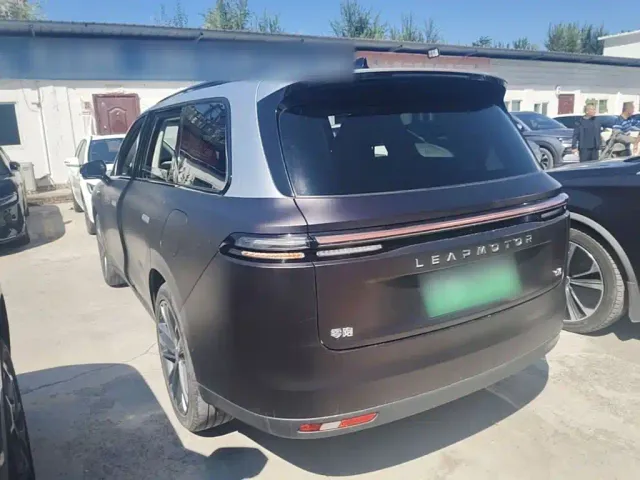 Leapmotor C16 — Фото автомобиля 4