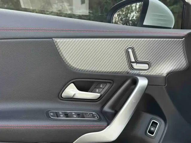 Mercedes-Benz A-Class — Фото автомобиля 4