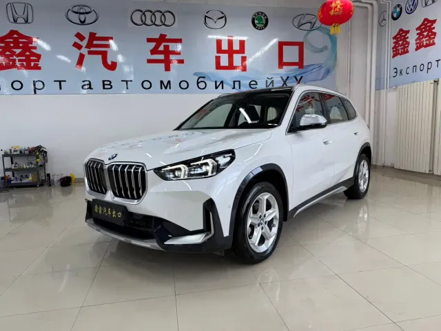 Фотография автомобиля — BMW X1