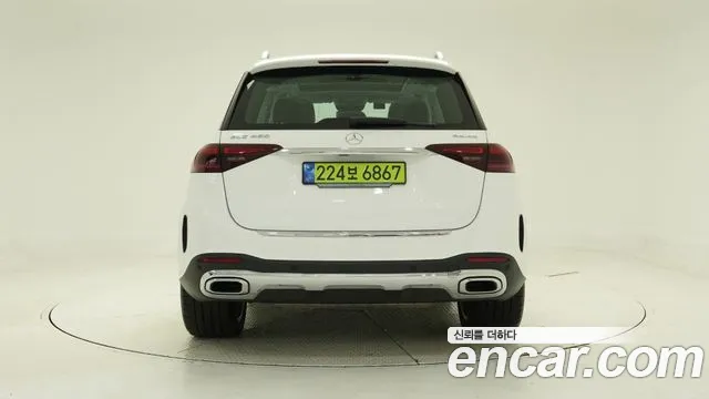 Mercedes-Benz GLE-Class — Фото автомобиля 4