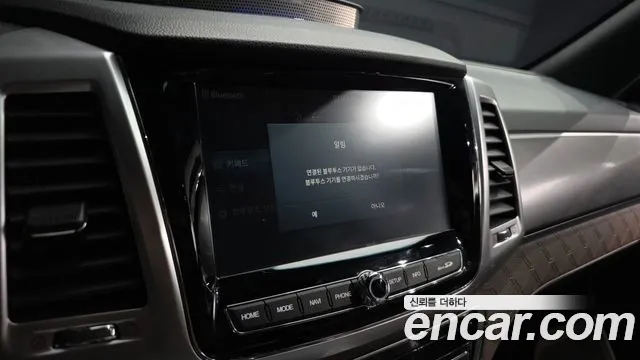 KG_Mobility_Ssangyong Rexton All Rexton Дизель 2.2 4WD — Фото автомобиля 25