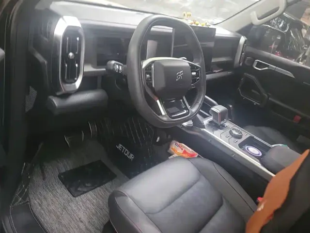 Jetour T2 — Фото автомобиля 12