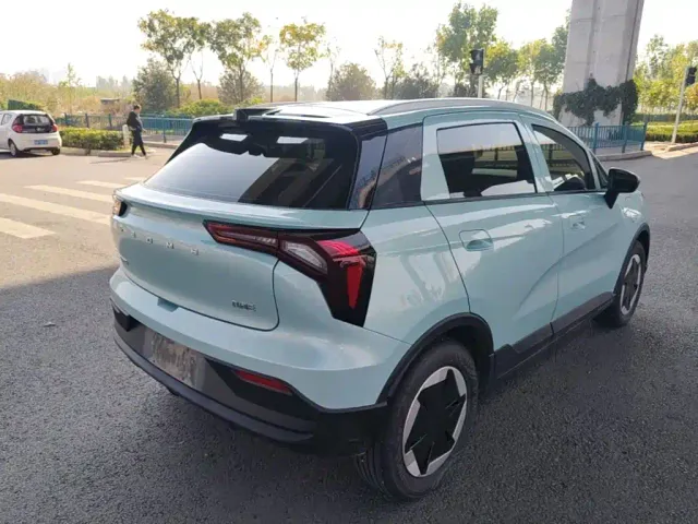 Geely Geometry E Firefly — Фото автомобиля 6