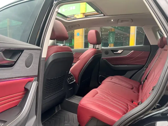 Hongqi HS5 — Фото автомобиля 6