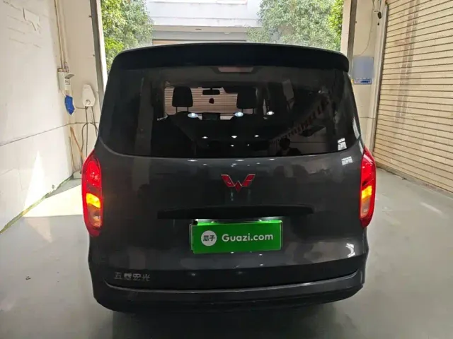 Wuling Hongguang — Фото автомобиля 5