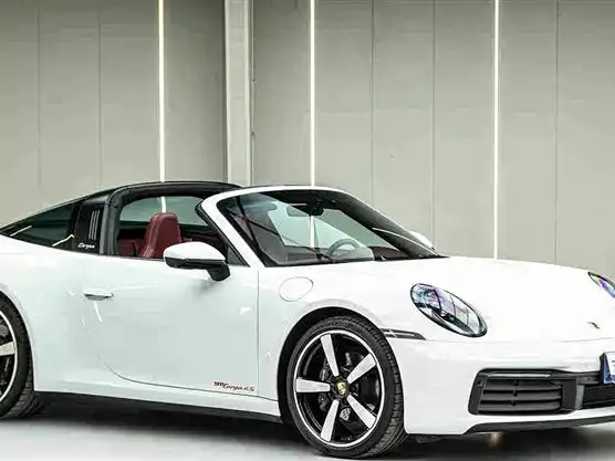 Porsche 911 — Фото автомобиля 3