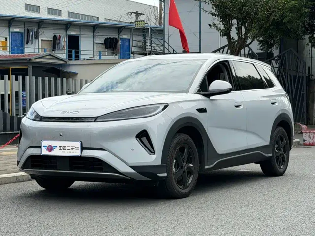 Фотография автомобиля — BYD Seal 05 DM-i