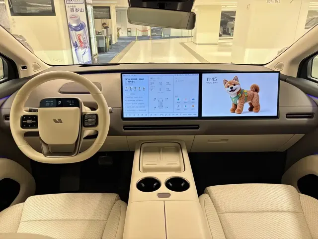 Li Auto Li i8 2025 Standard Edition — Фото автомобиля 13
