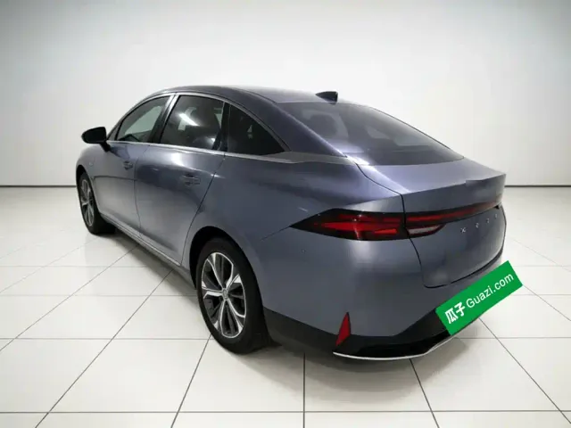 Xpeng P5 — Фото автомобиля 4