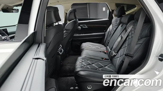 Genesis GV80 2.5T Бензин AWD — Фото автомобиля 12
