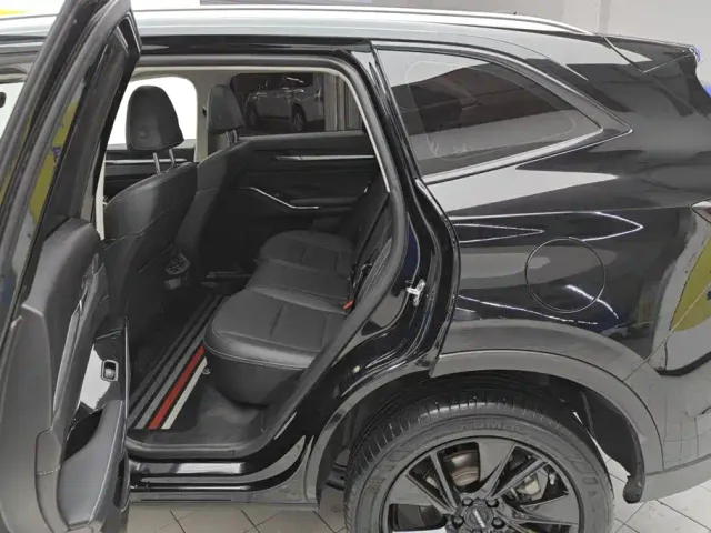 Haval H6 — Фото автомобиля 11
